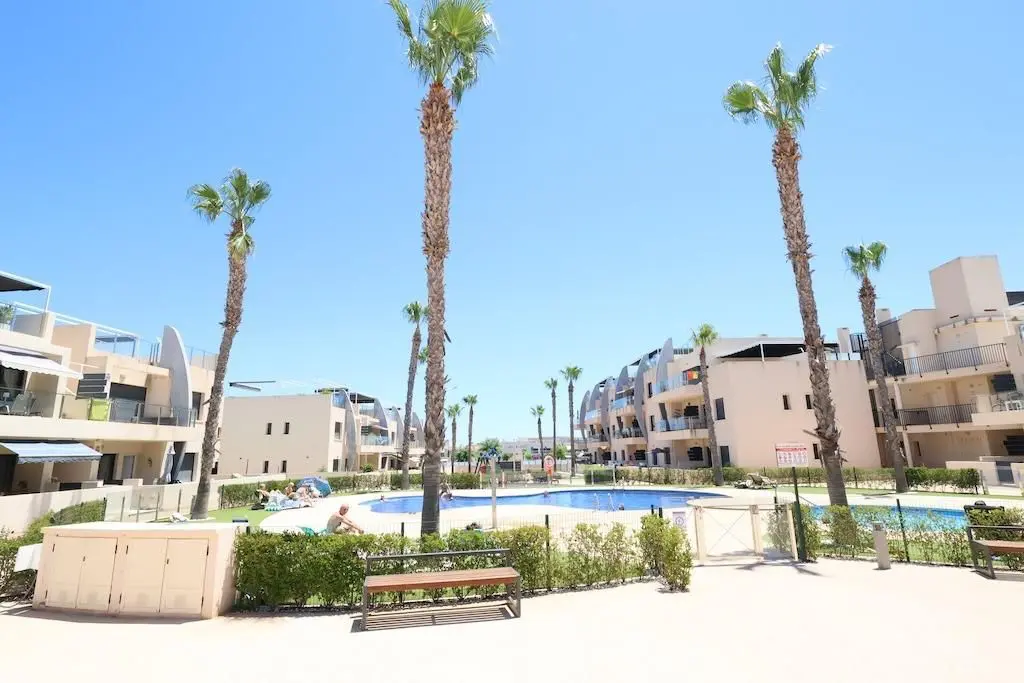 Apartment Of 67 M² In Pilar De La Horadada, Spain