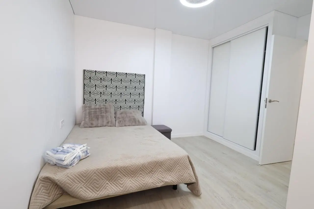 Apartment Of 105 M² In Torrevieja, Spain