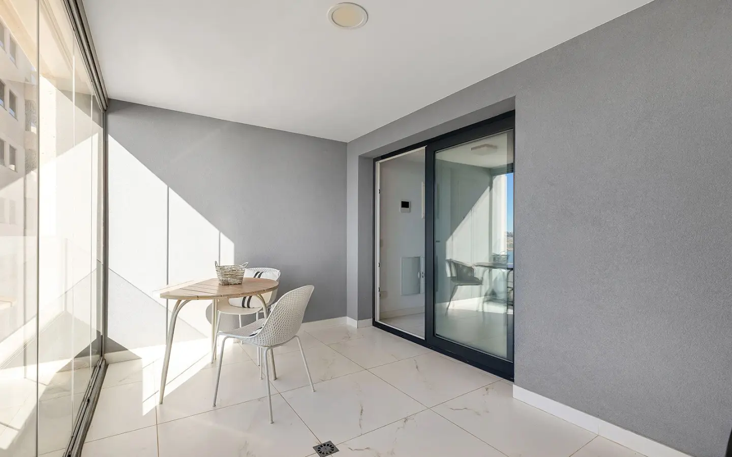 Apartment Of 122 M² In Torrevieja, Spain