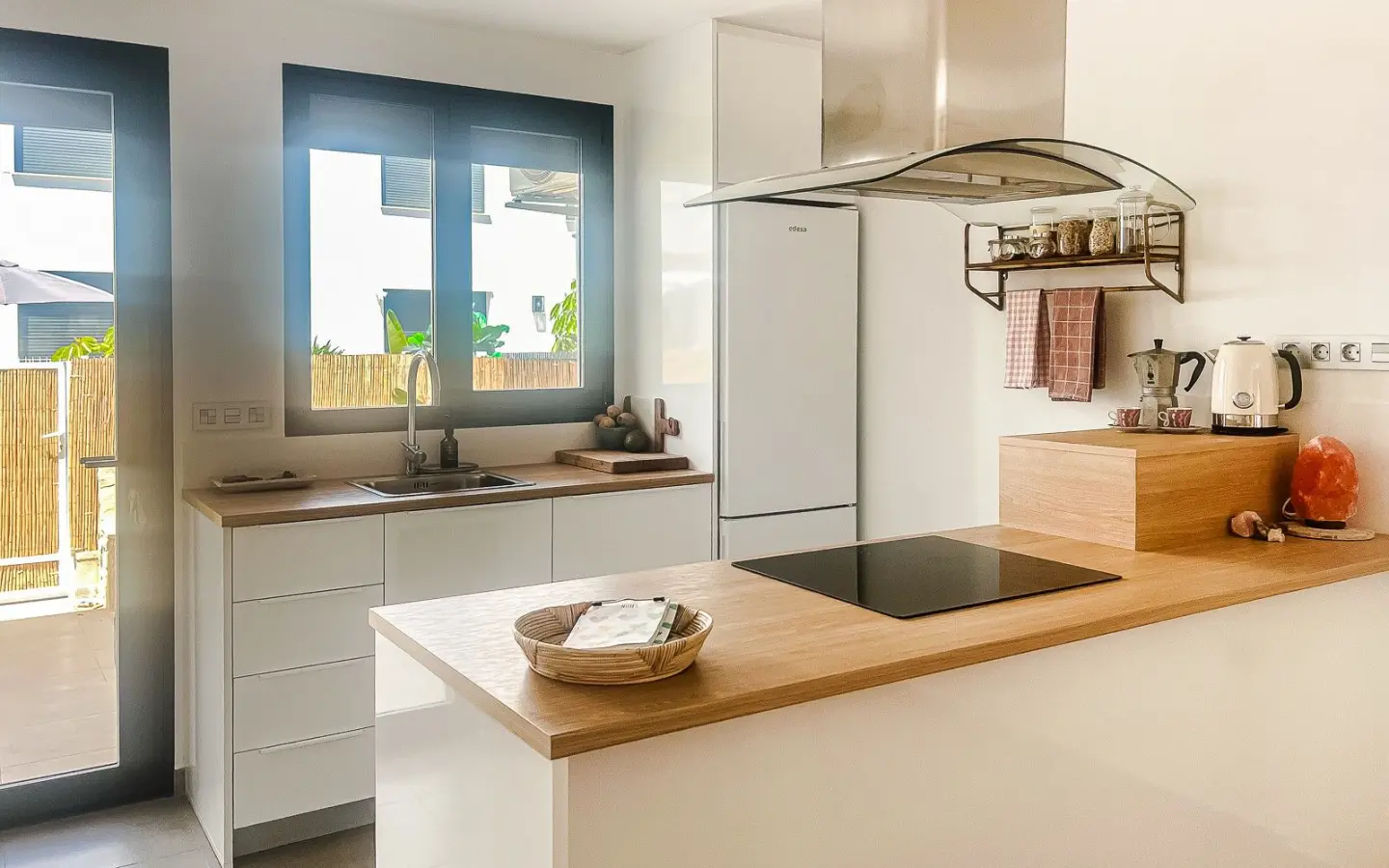 Apartment Of 100 M² In Santiago De La Ribera, Spain