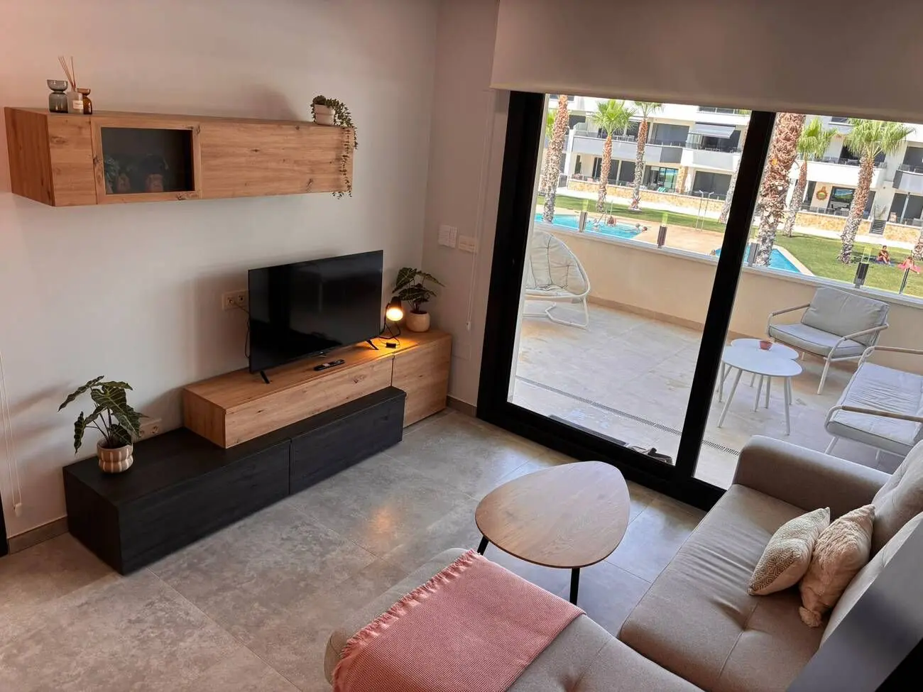Apartment Of 100 M² With Balcony In Orihuela Costa