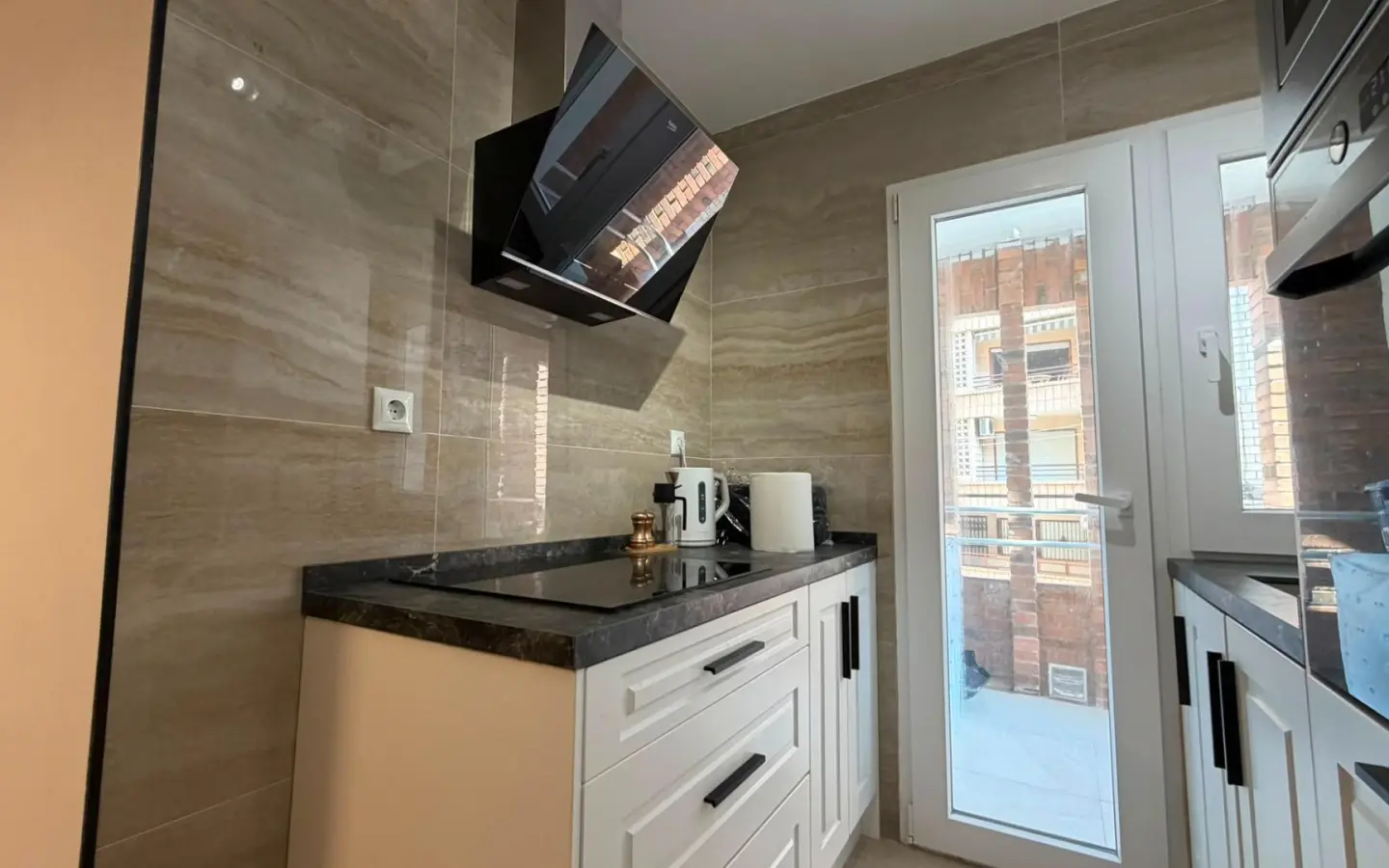Apartment Of 99 M² In Torrevieja, Spain