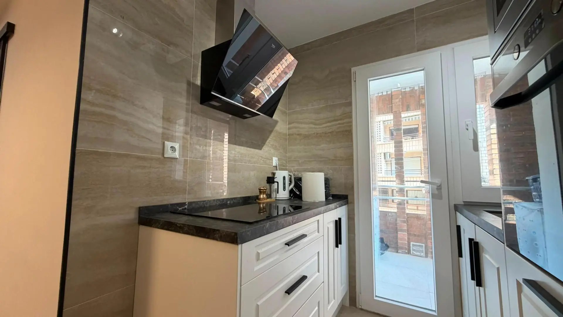 Apartment Of 99 M² In Torrevieja, Spain