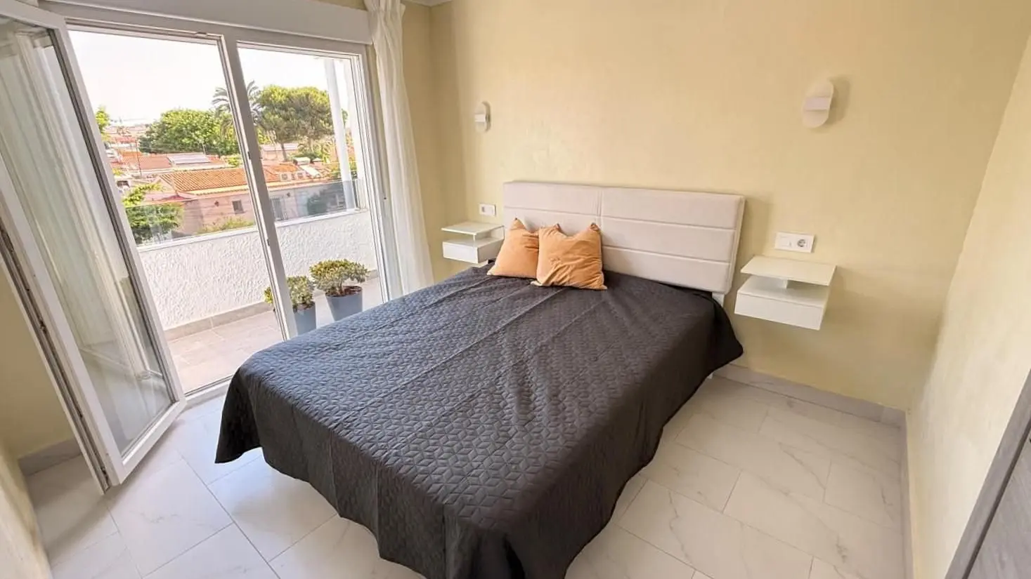 House Of 70 M² In Torrevieja, Spain