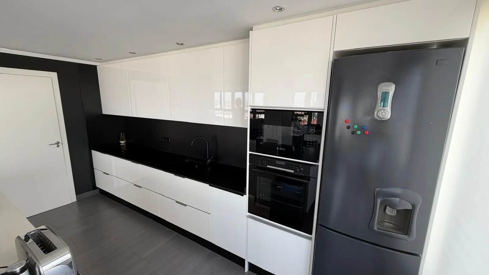 Apartment Of 94 M² In Torrevieja, Spain