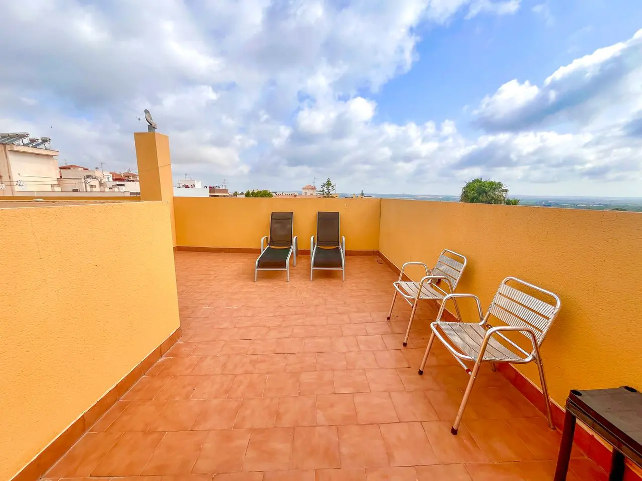 Apartment Of 284 M² In San Miguel De Salinas, Spain