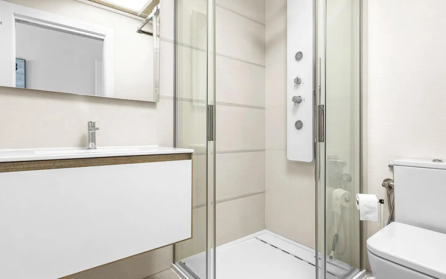 Apartment Of 71 M² In Torrevieja, Spain