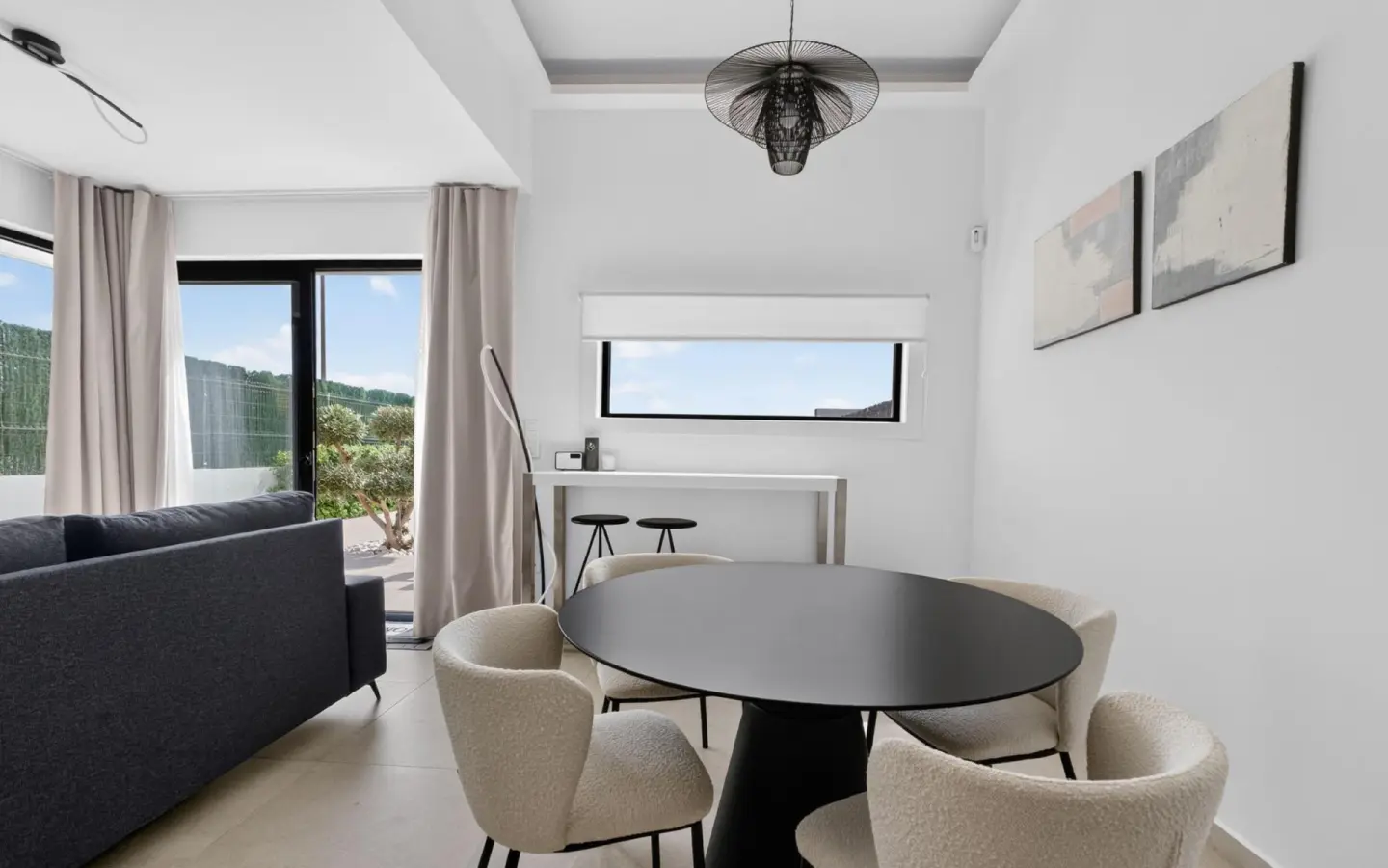 Villa Of 178 M² With Sea Views In Guardamar Del Segura