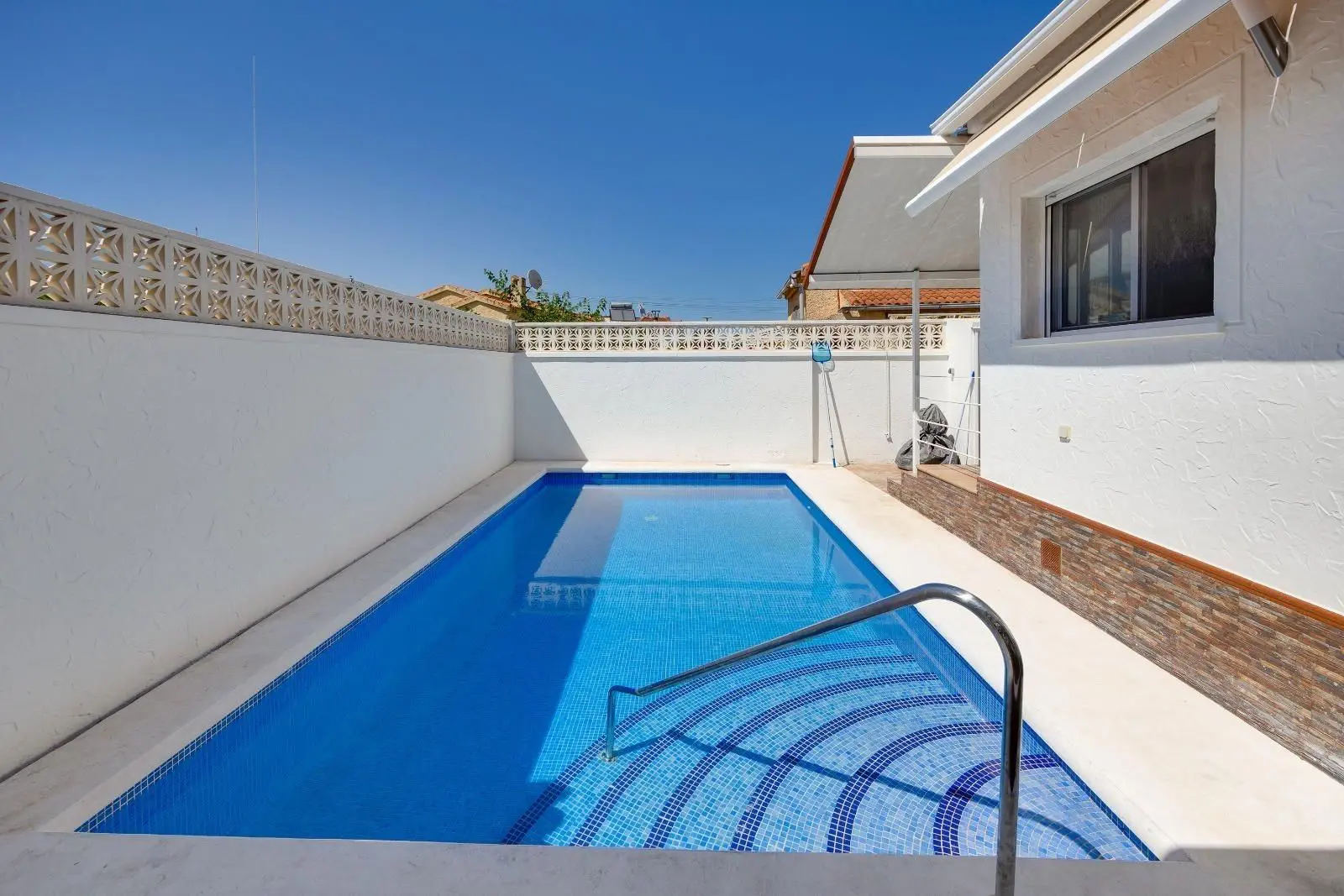 Villa 121 M² In San Fulgencio, Spain – Mediter Real Estate