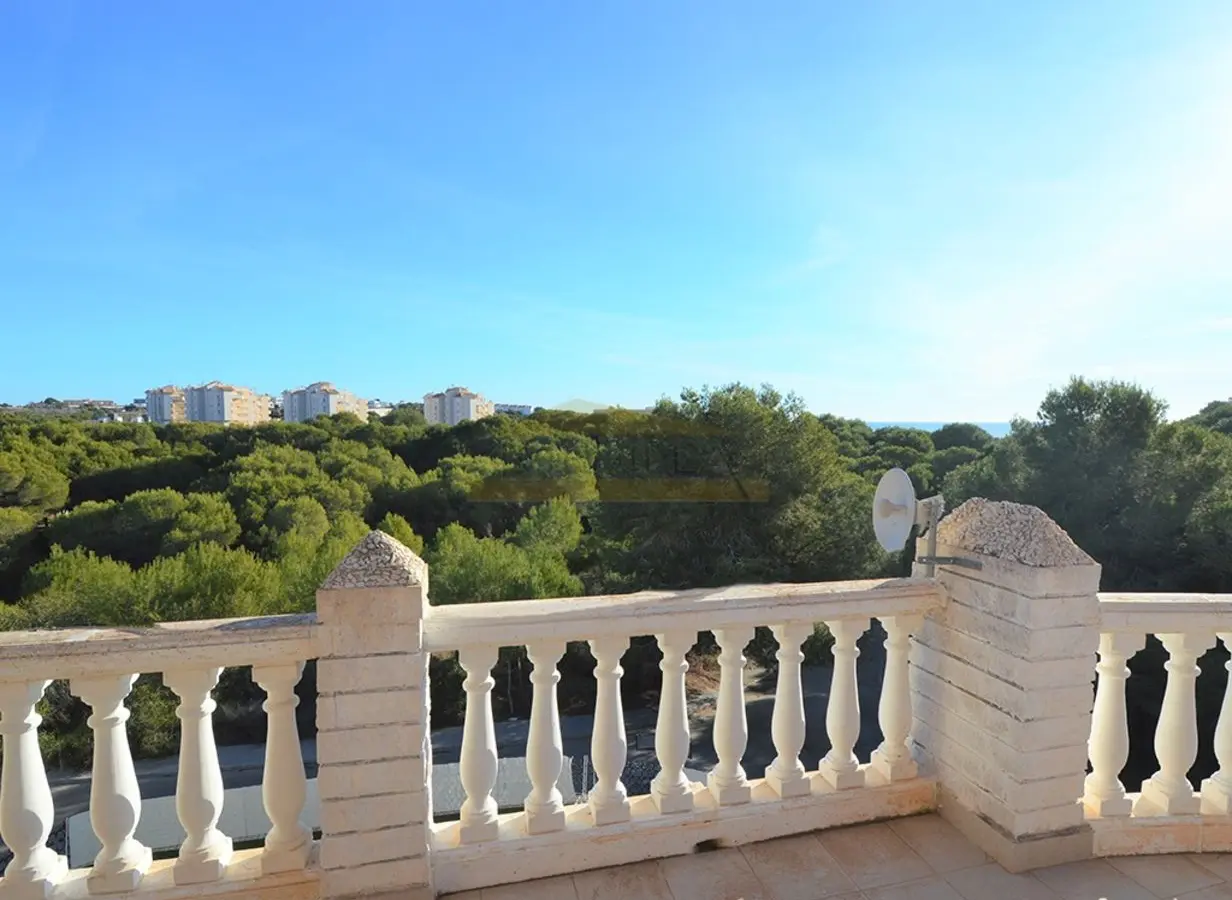 Villa Of 0 M² With [features] In Orihuela Costa, Spain