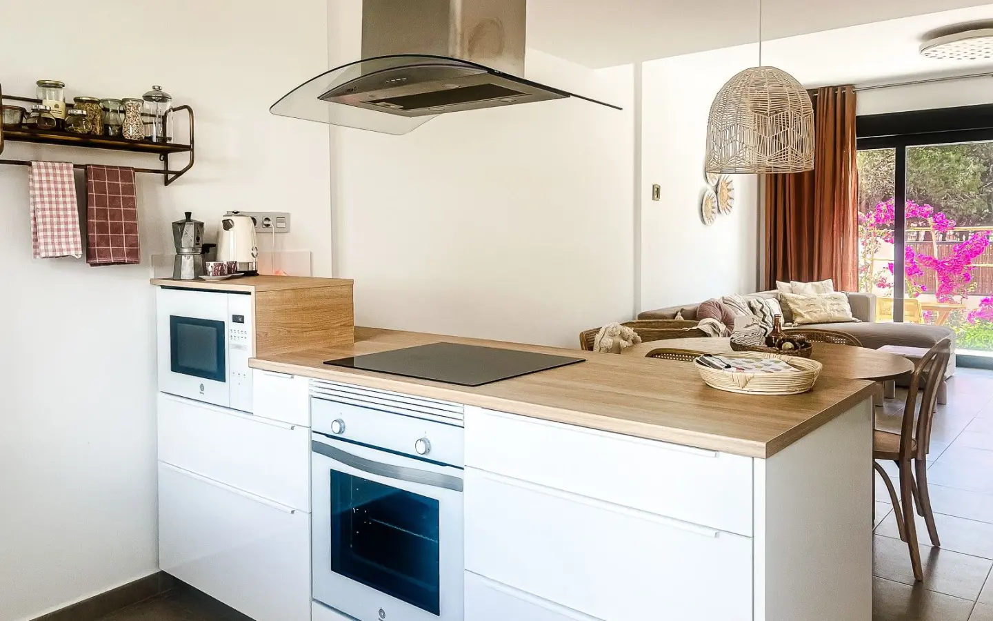 Apartment Of 100 M² In Santiago De La Ribera, Spain