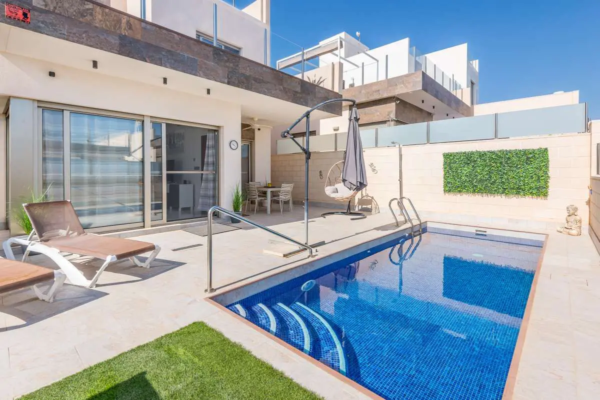 Villa Of 115 M² In Orihuela Costa