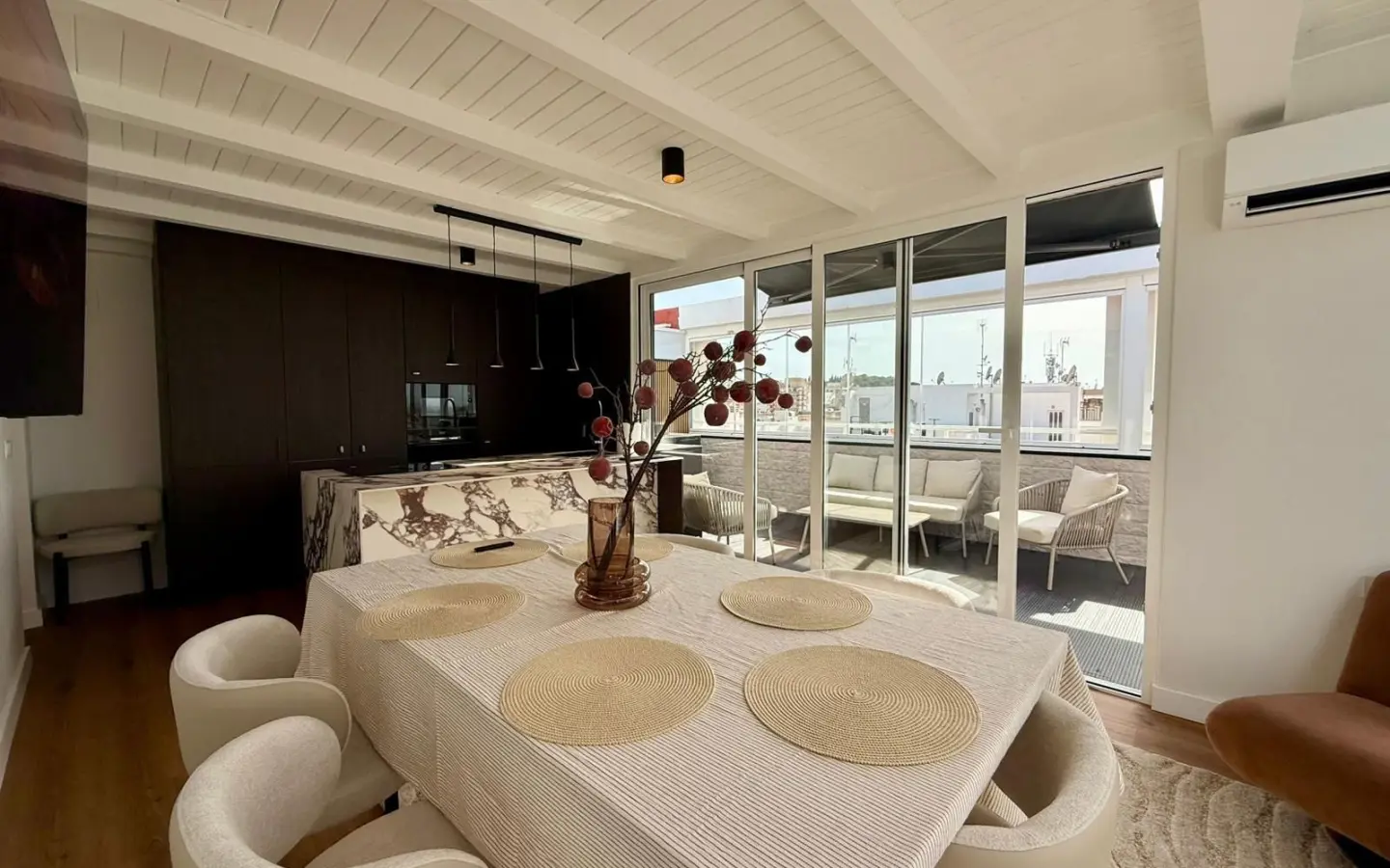 Apartment Of 150 M² In Guardamar Del Segura