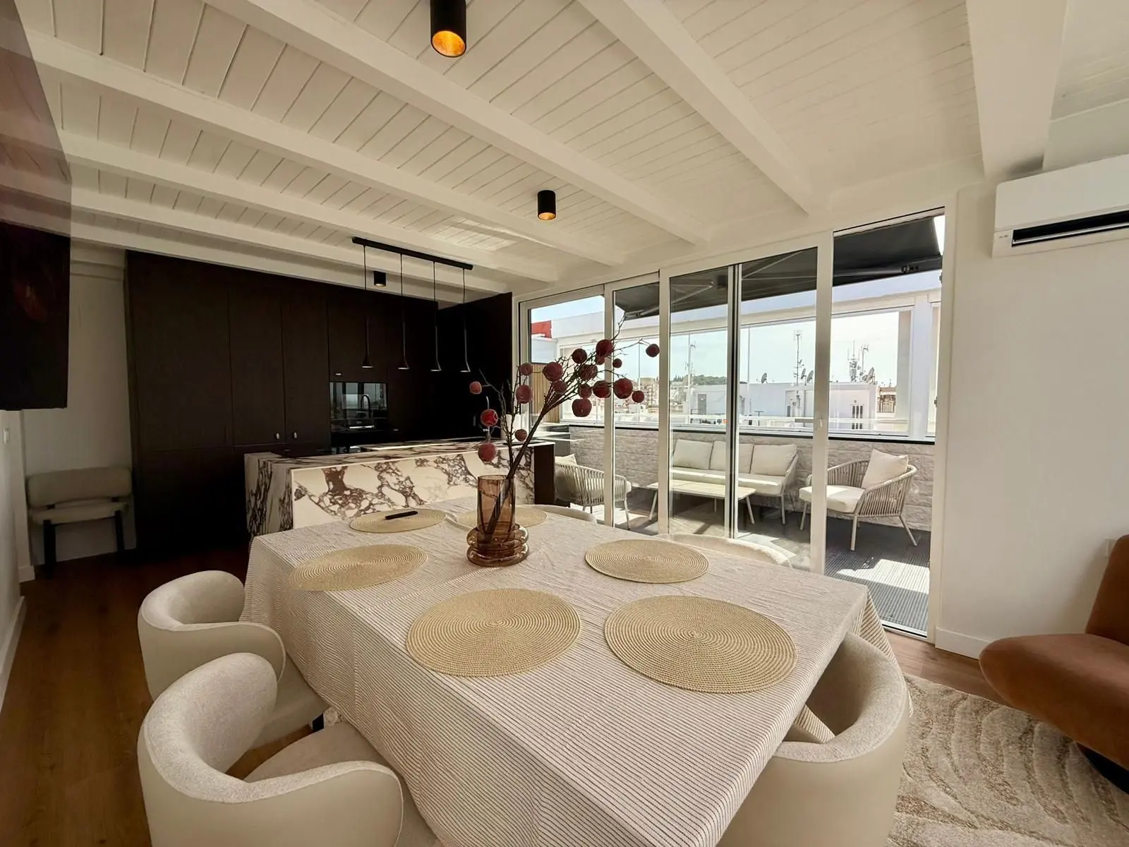 Apartment Of 150 M² In Guardamar Del Segura