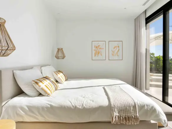 3-bedroom Villa In Orihuela, Spain (177 M²)