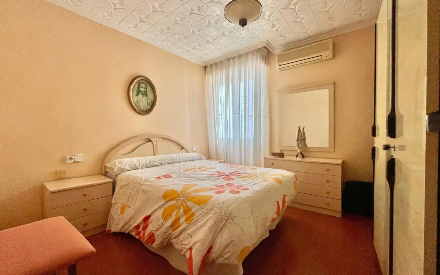Apartment Of 97 M² In Torrevieja, Spain