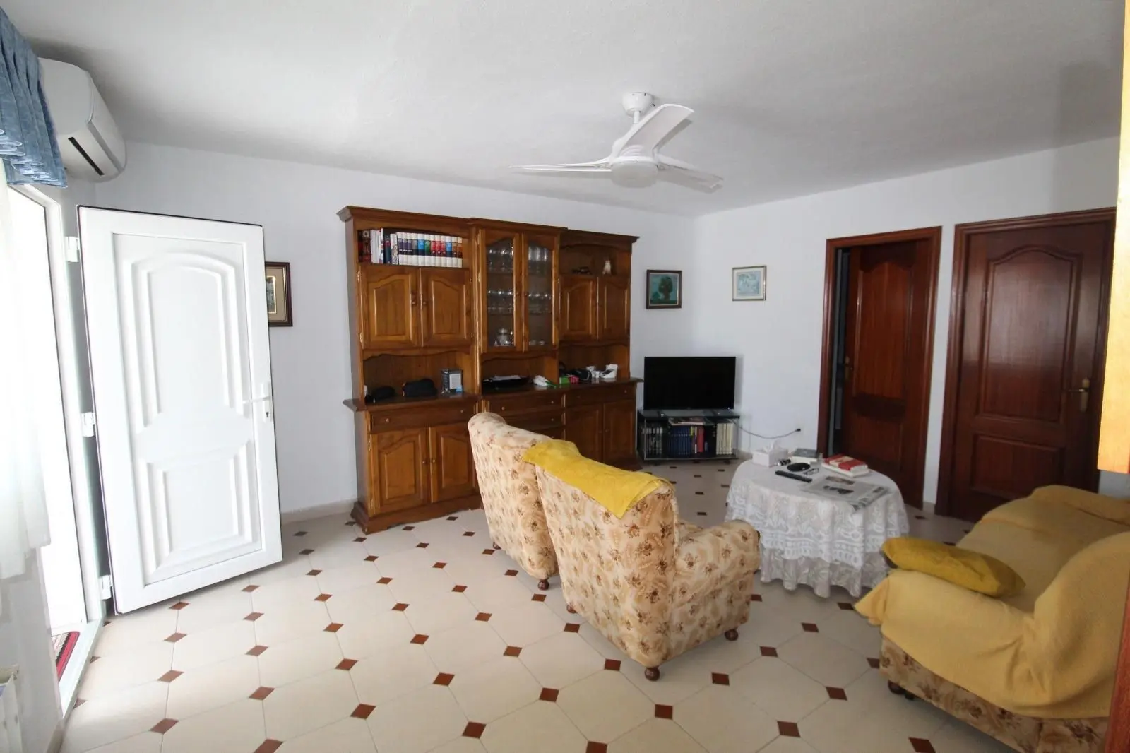 House Of 230 M² In Torrevieja, Spain