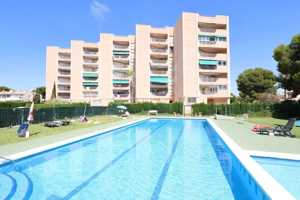 Apartment Of 100 M² In Orihuela Costa, Spain