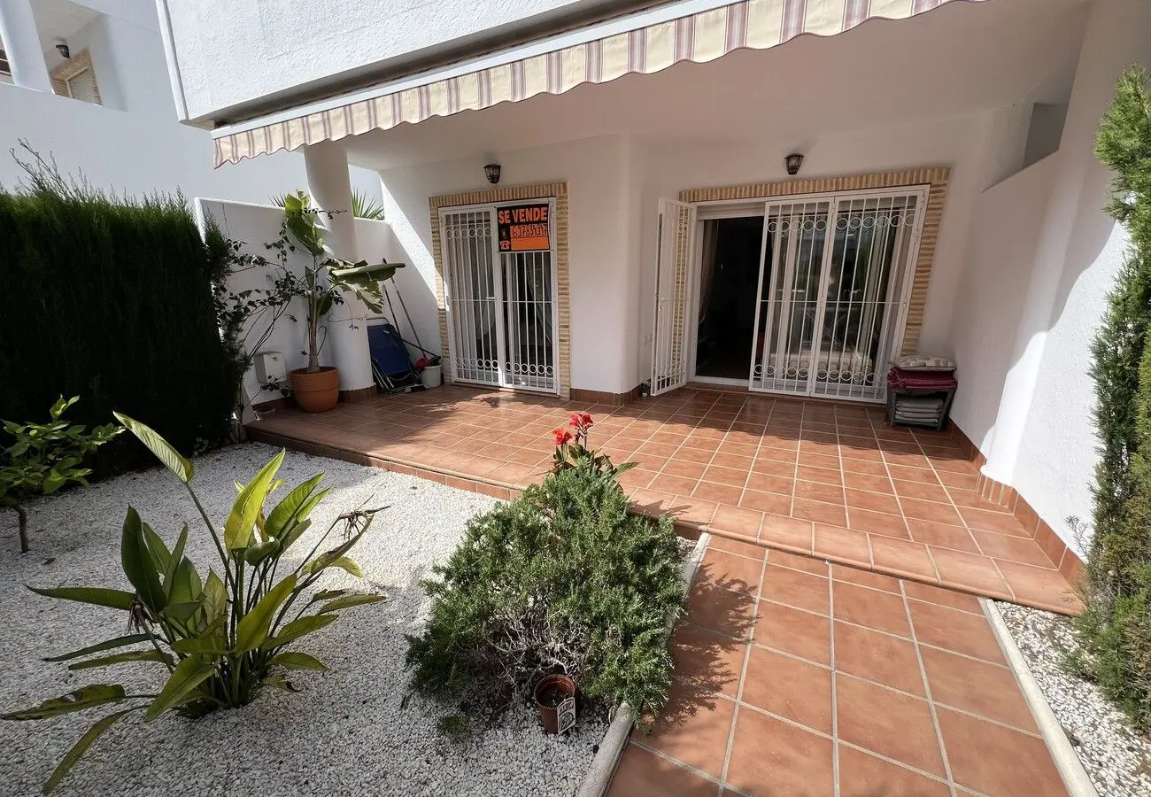 Apartment Of 90 M² In Orihuela Costa, Spain