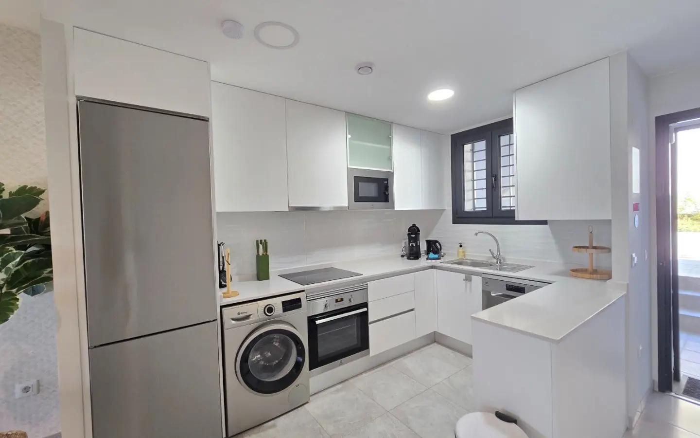Apartment Of 68 M² With Balcony In Orihuela Costa, Spain