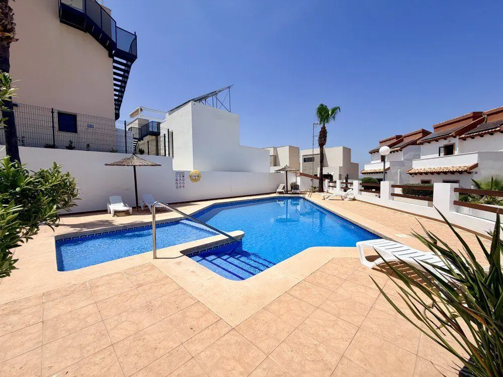 Villa Of 94 M² In Rojales, Spain
