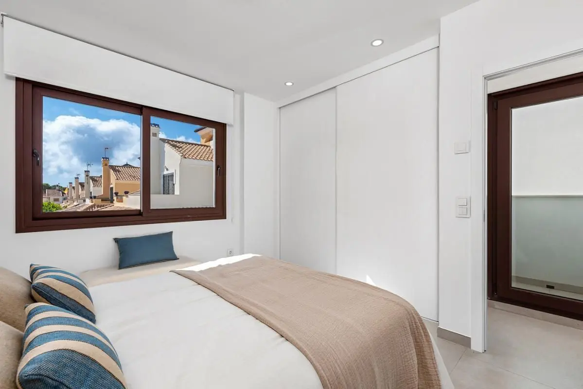 Villa Of 131 M² In Pilar De La Horadada