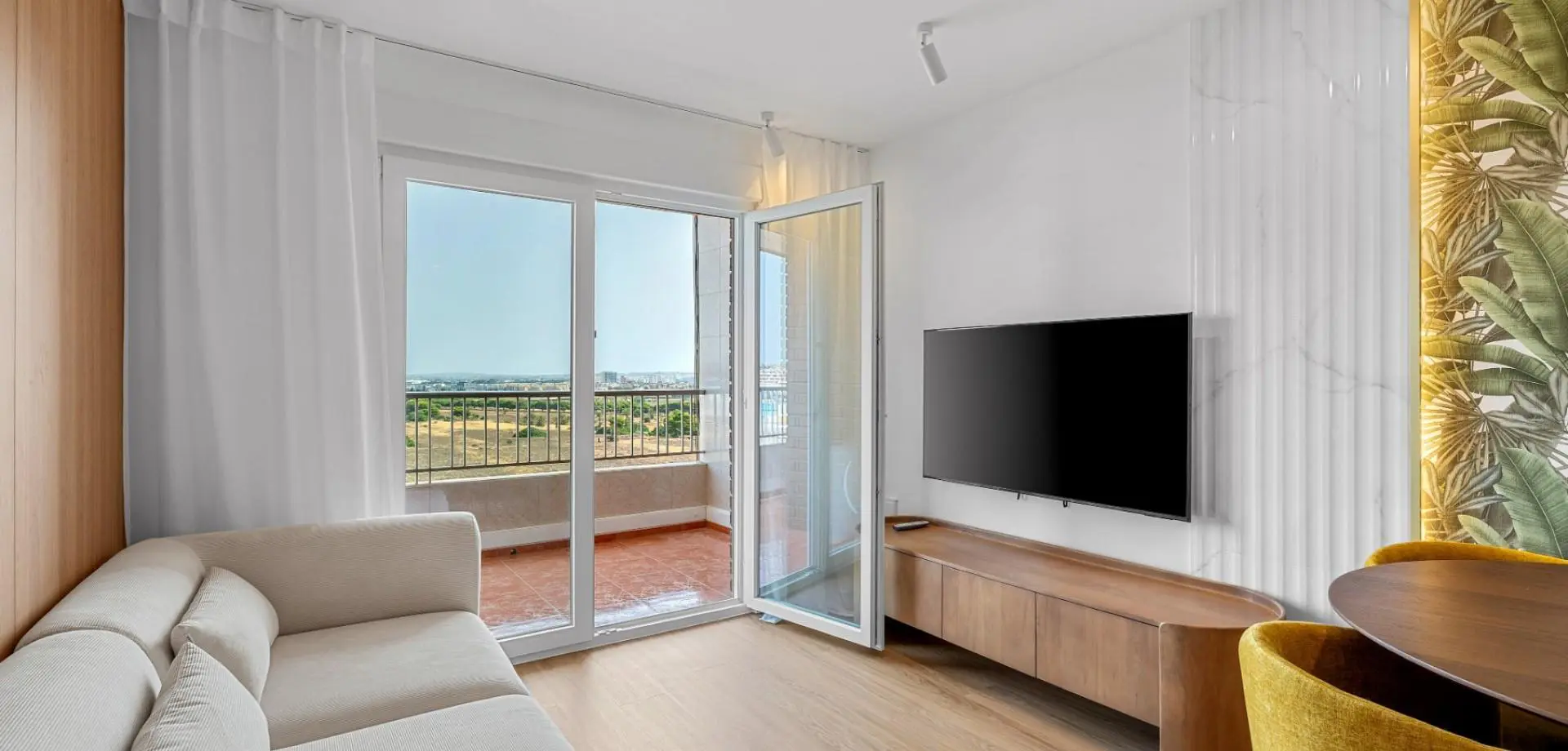 Apartment Of 61 M² In Torrevieja, Spain