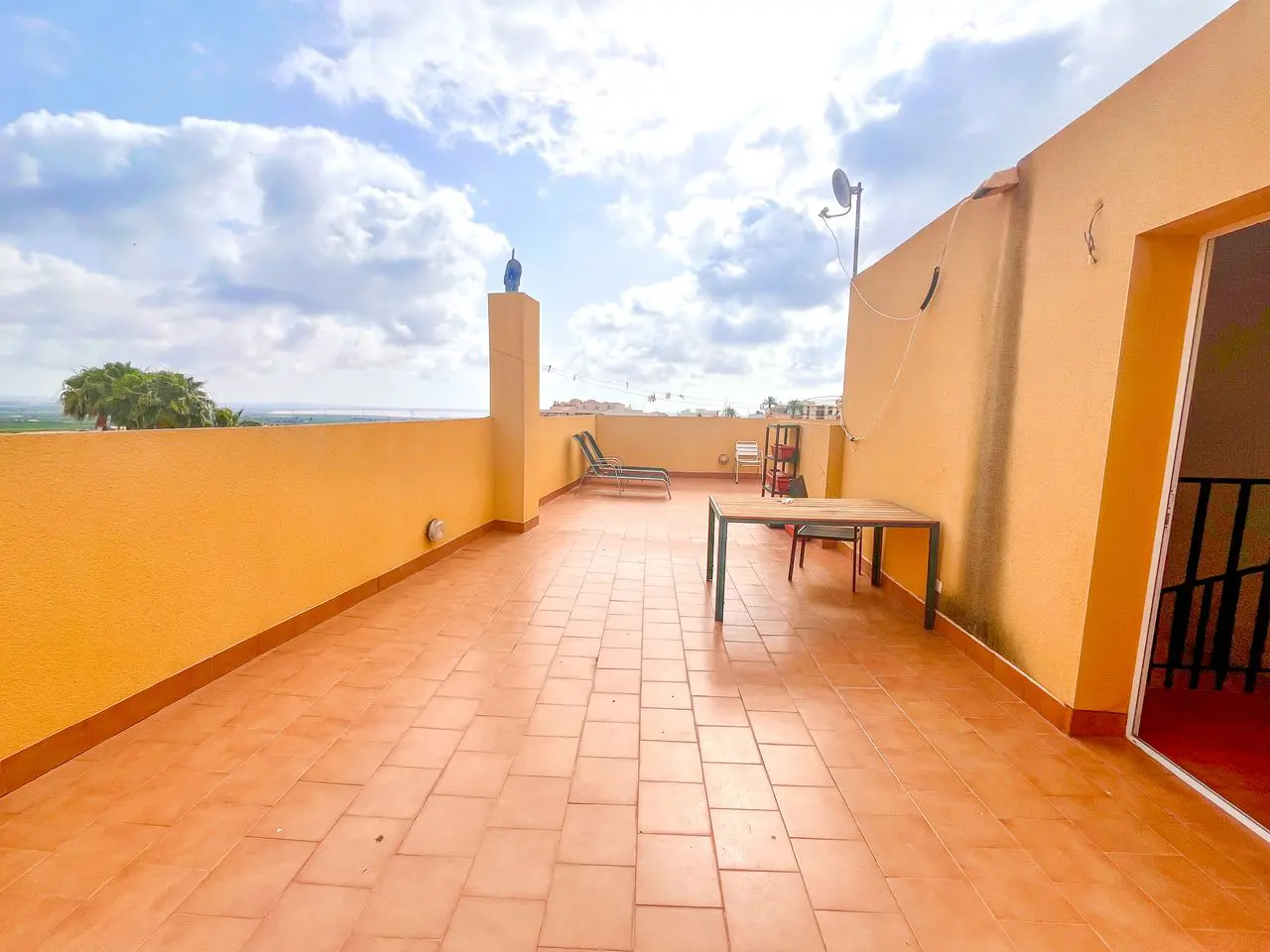 Apartment Of 284 M² In San Miguel De Salinas, Spain