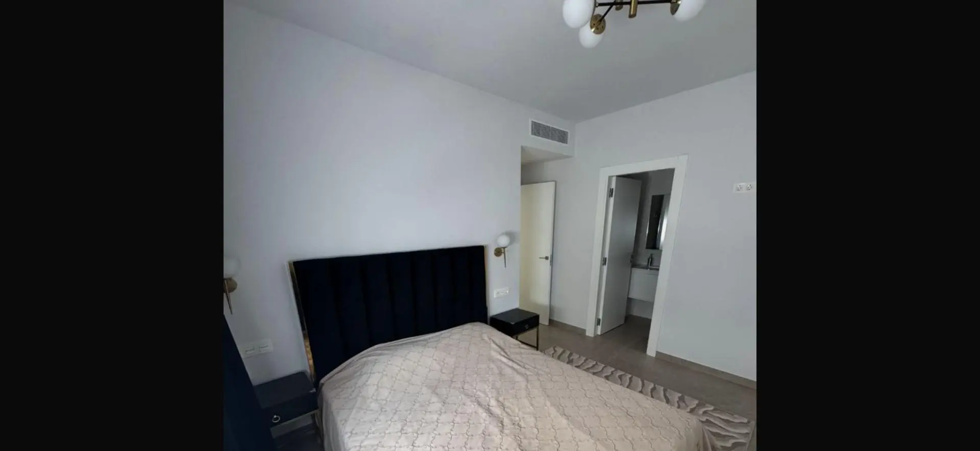 Apartment Of 75 M² In Torrevieja, Spain