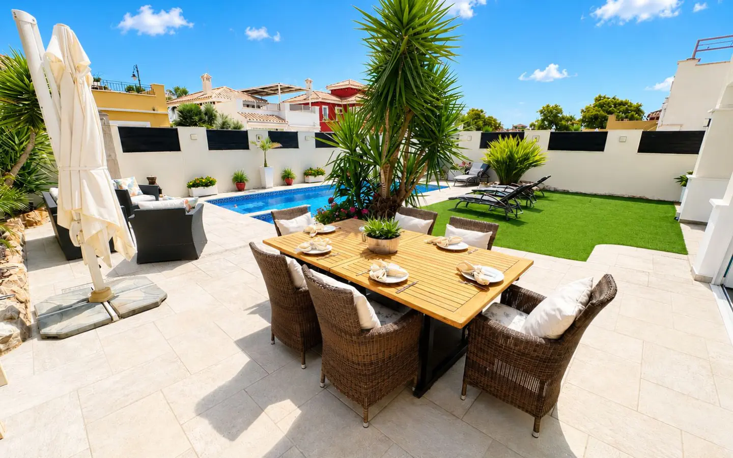 Villa Of 0 M² With Mediter Real Estate In Torre Pacheco, Spain