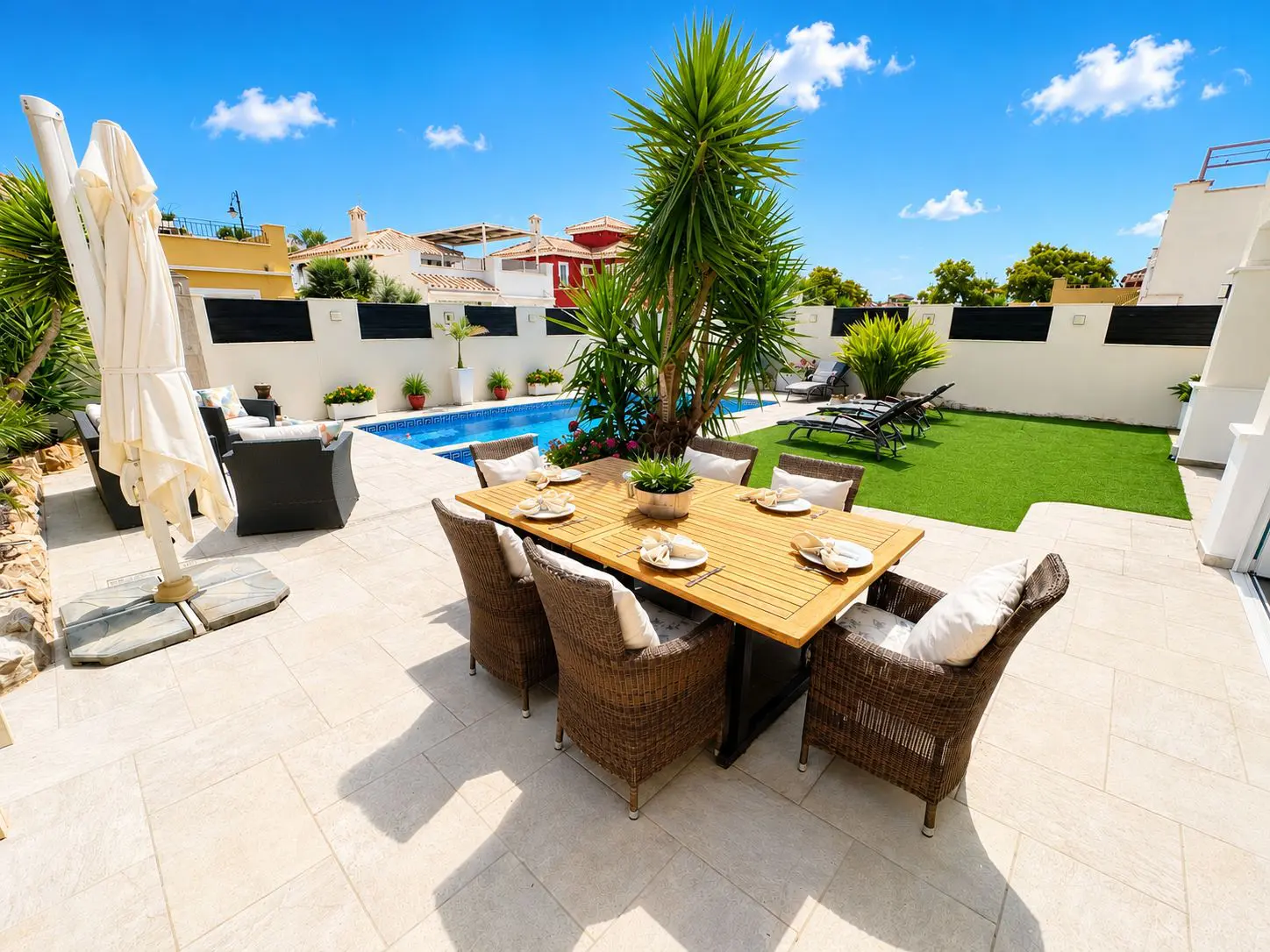 Villa Of 0 M² With Mediter Real Estate In Torre Pacheco, Spain
