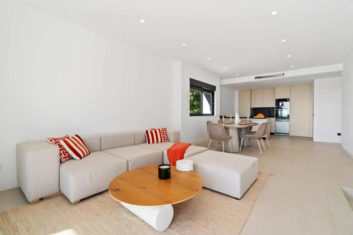 Terraced House Of 206 M² With Sea Views In Estepona, Spain