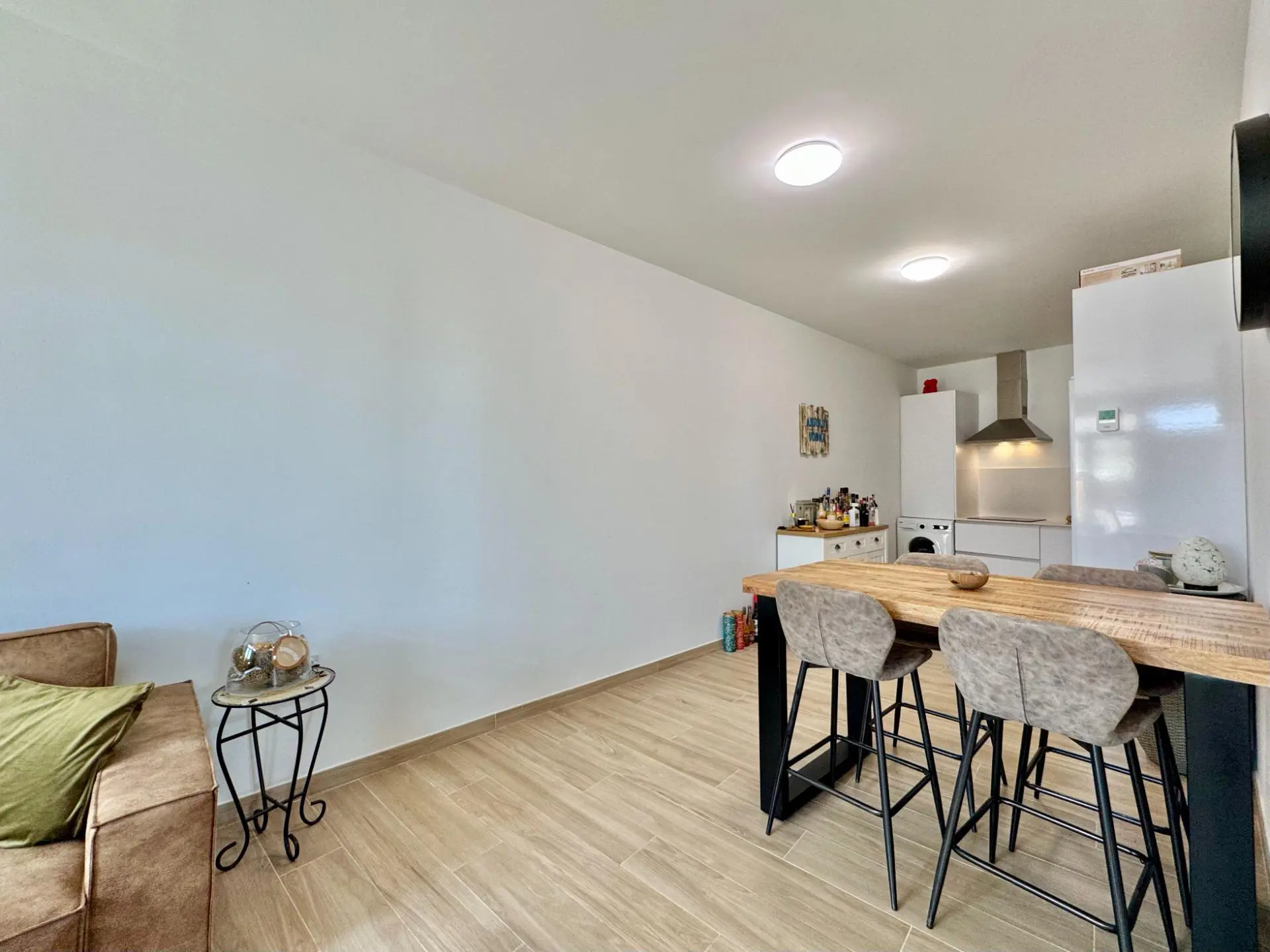 Apartment Of 75 M² In Santiago De La Ribera, Spain