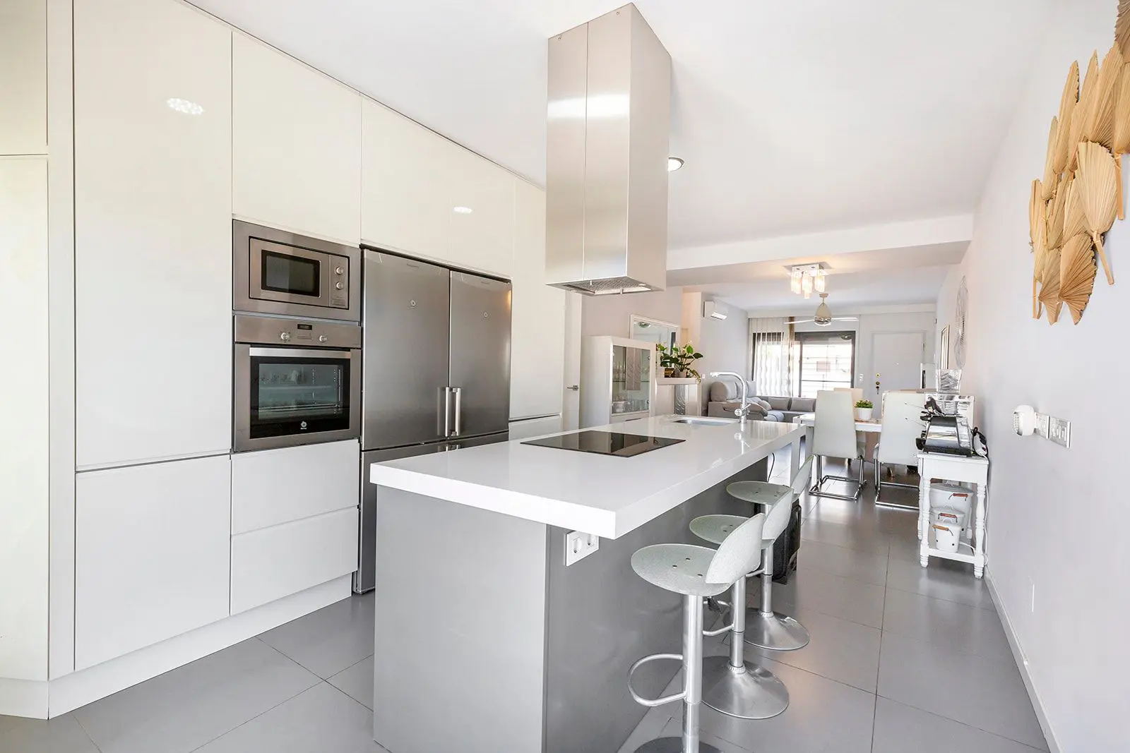 Apartment Of 120 M² In Pilar De La Horadada, Spain