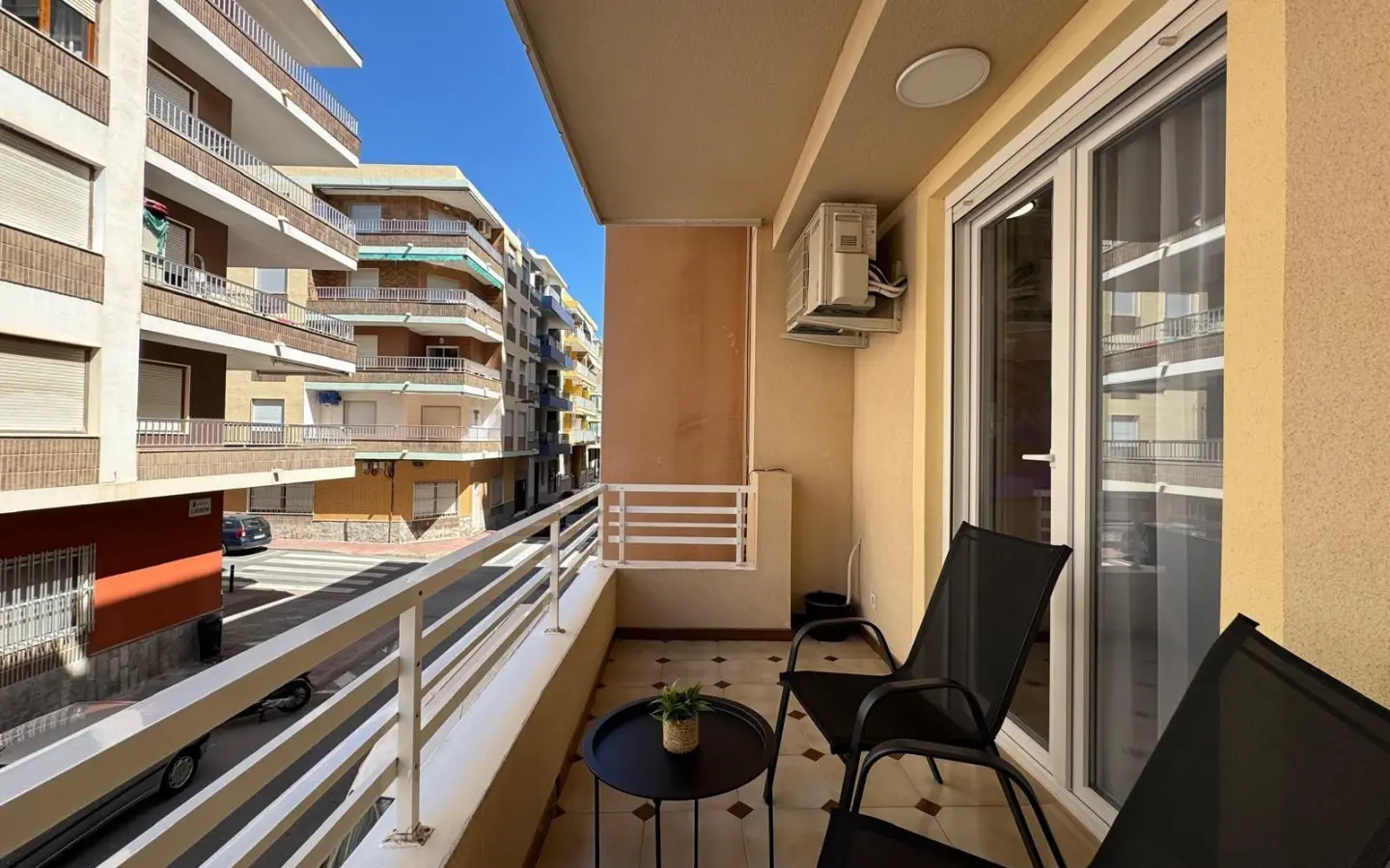 Apartment Of 100 M² In Torrevieja, Spain