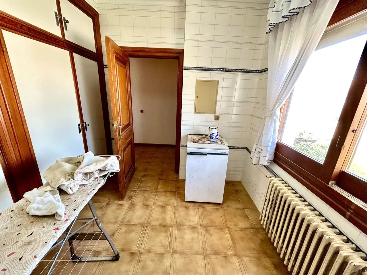 Villa Of 632 M² In Santiago De La Ribera, Spain