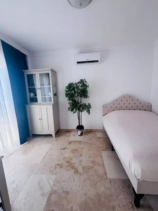 Villa Of 0 M² With Garden In Orihuela Costa, Spain