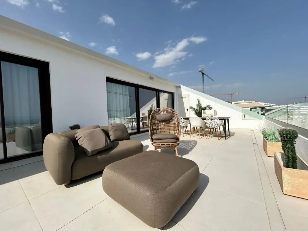 Apartment Of 100 M² In Fuengirola, Spain