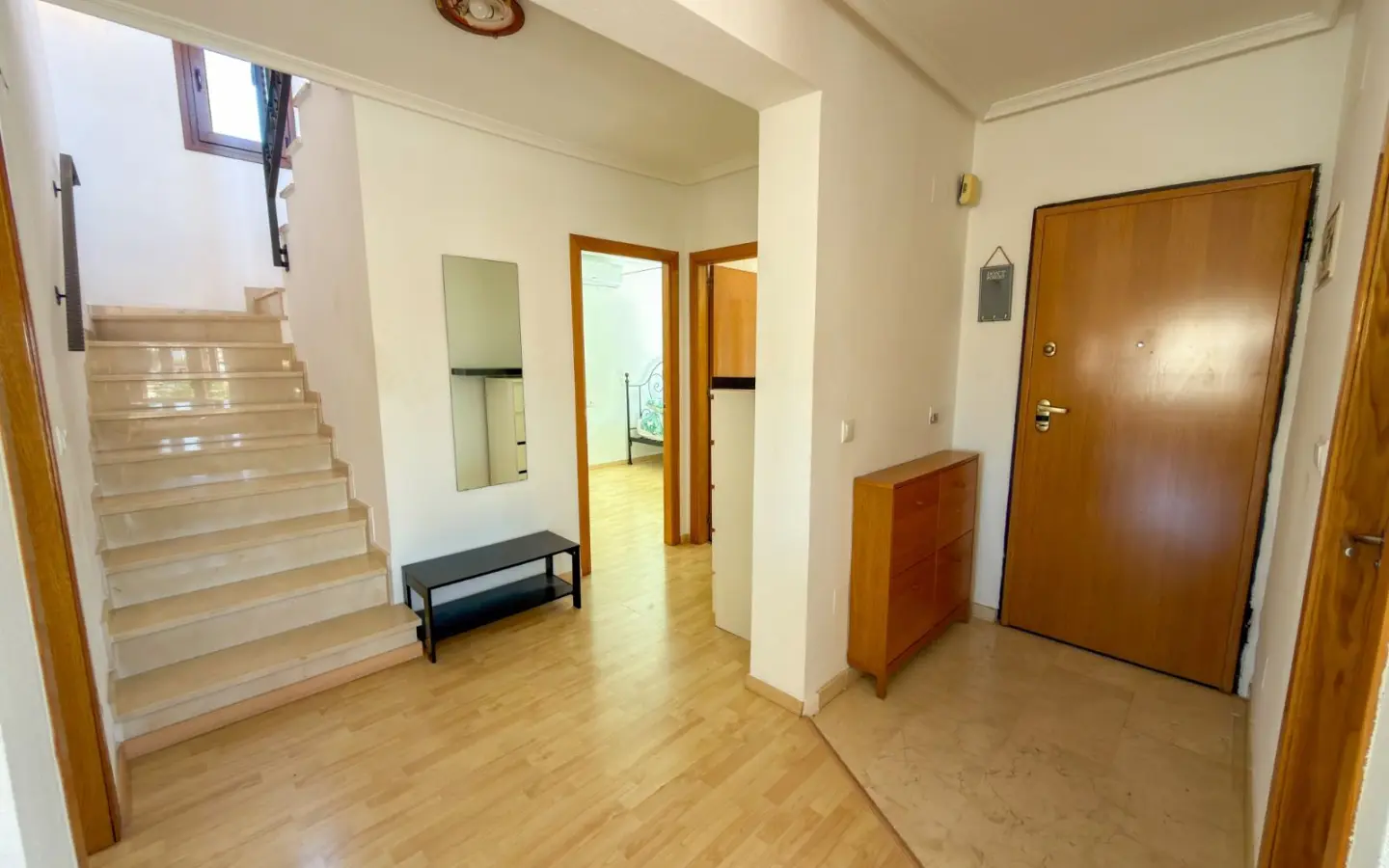 Villa Of 141 M² With Features In Algorfa, Spain