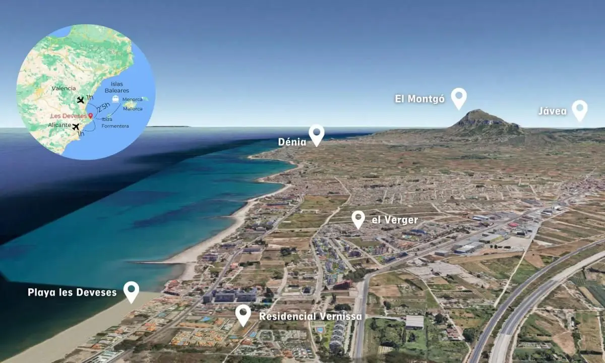 Terraced House Of 197 M² With Sea View In Denia