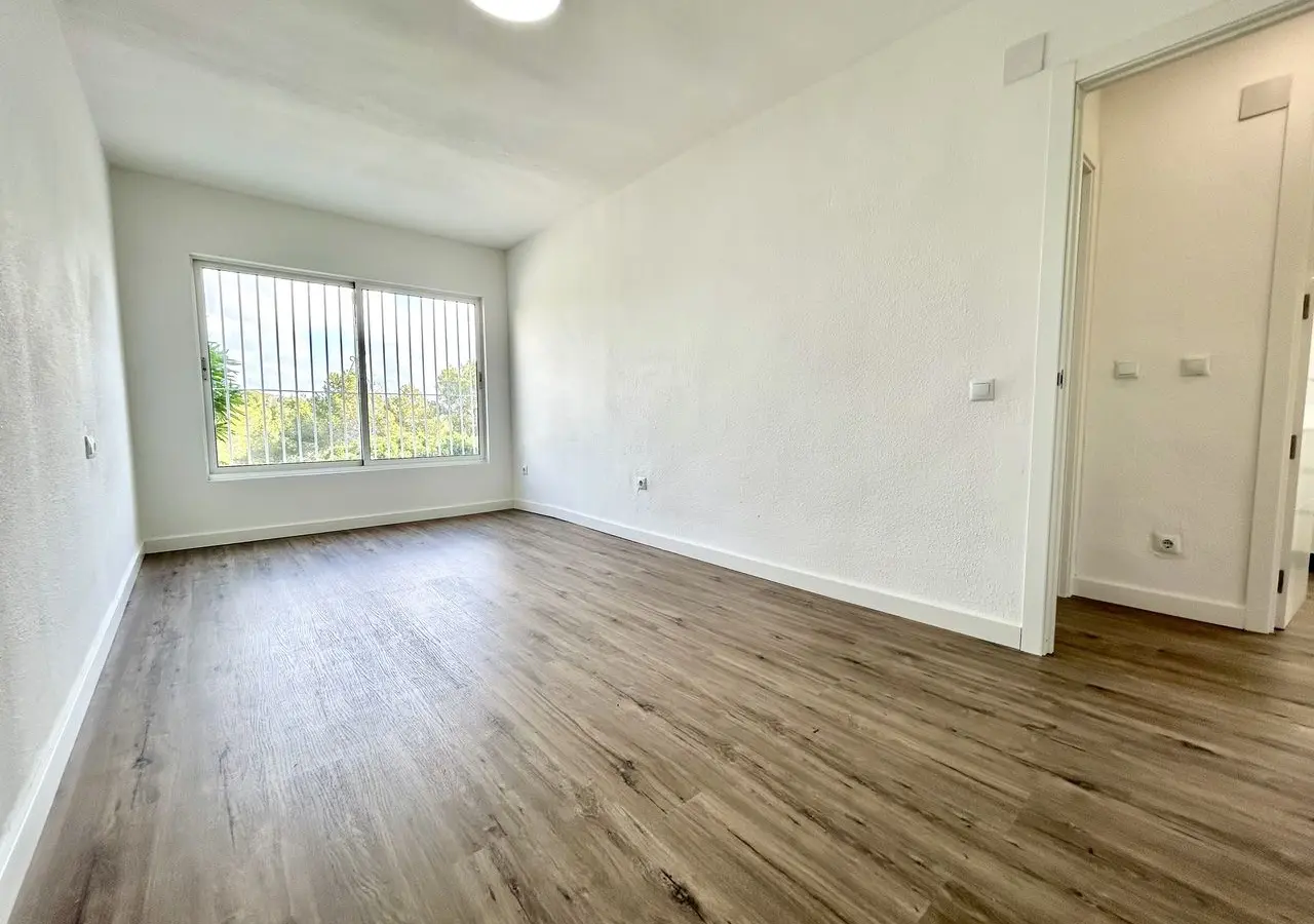 Apartment Of 58 M² In Orihuela Costa, Spain