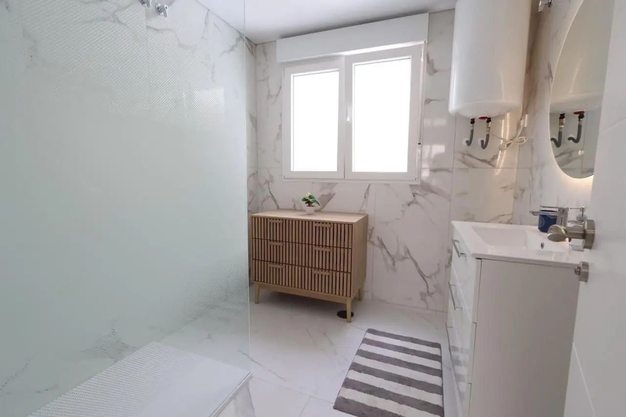 Apartment Of 105 M² In Torrevieja, Spain