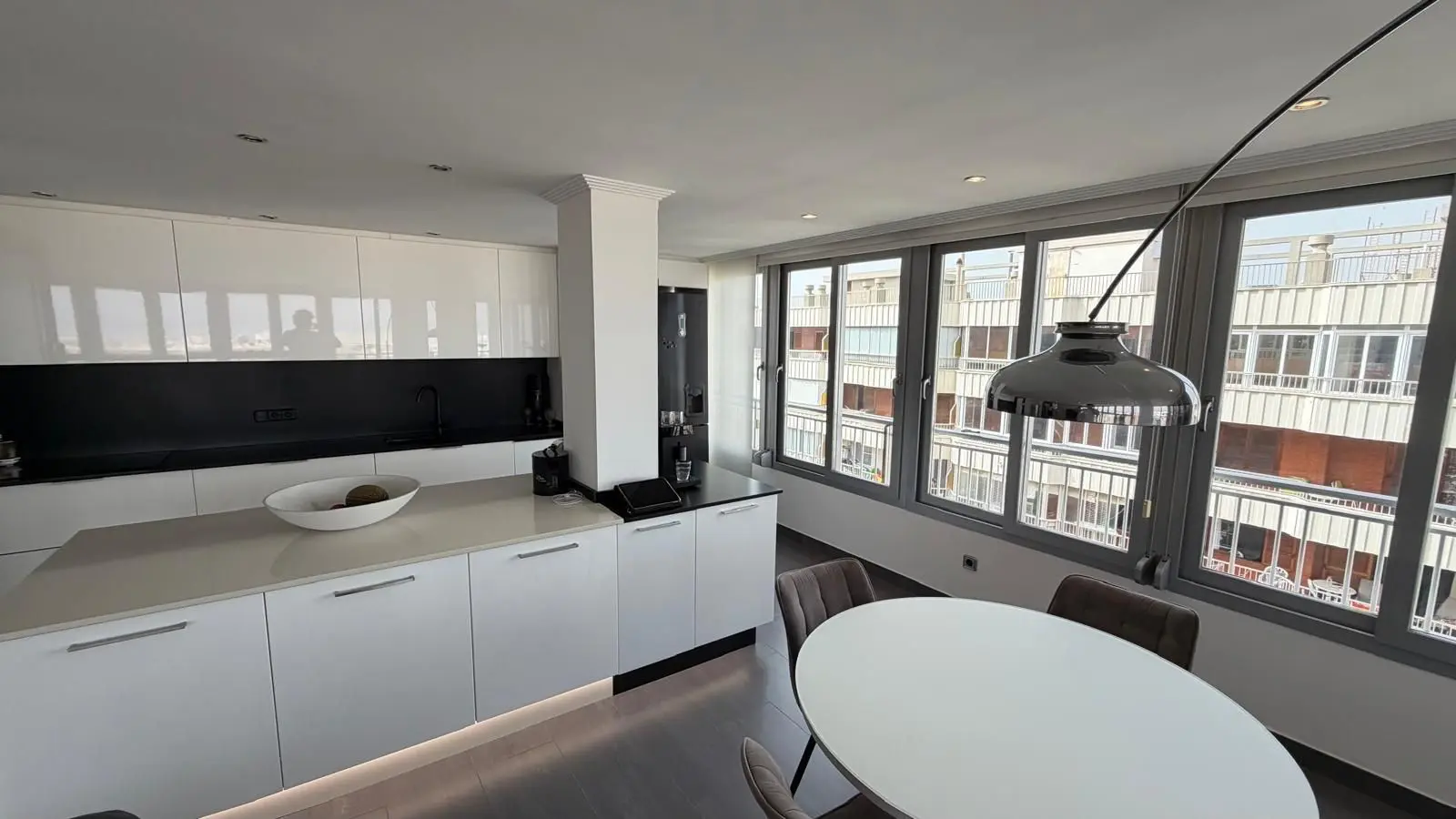 Apartment Of 94 M² In Torrevieja, Spain