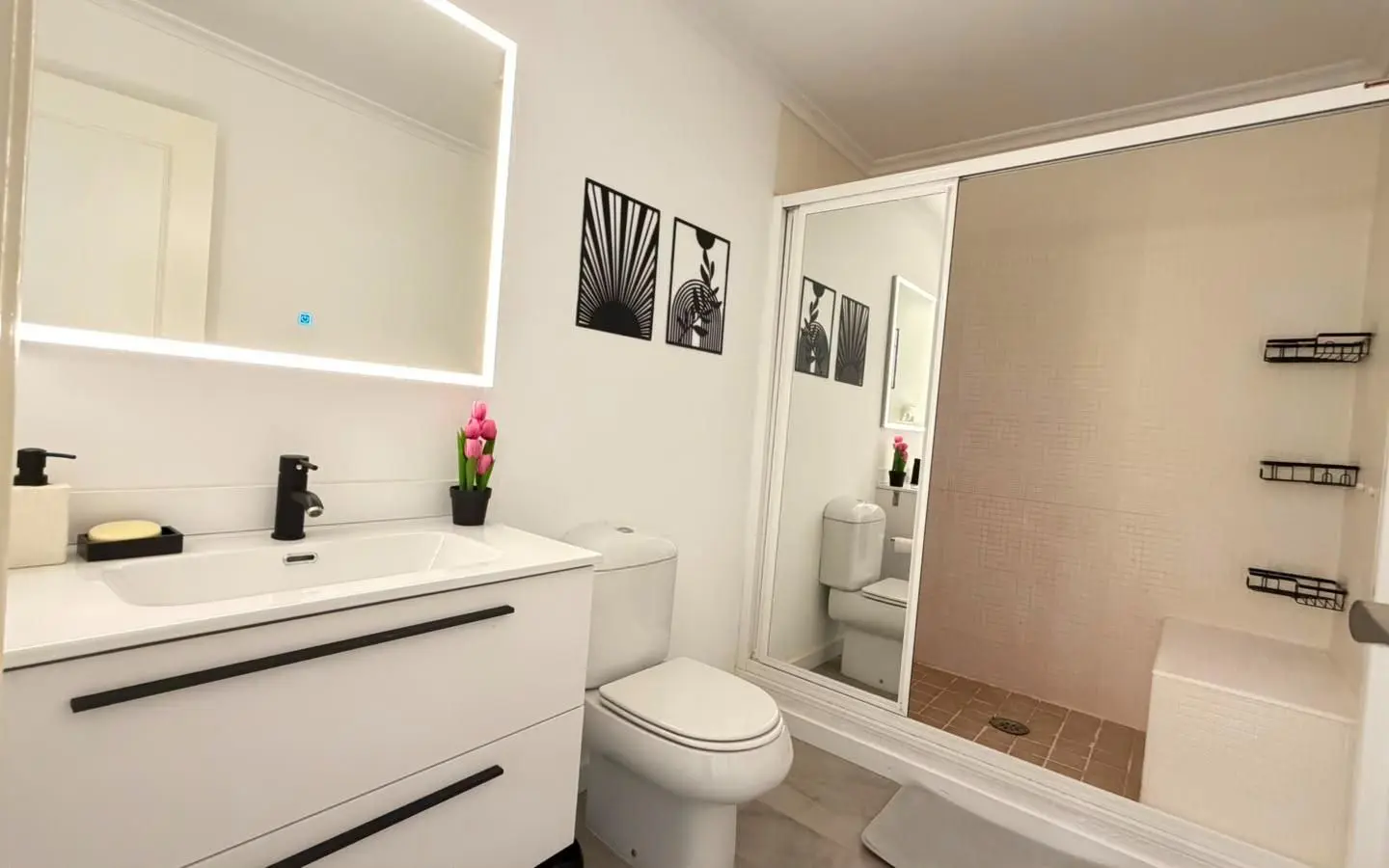Apartment Of 114 M² In Torrevieja, Spain