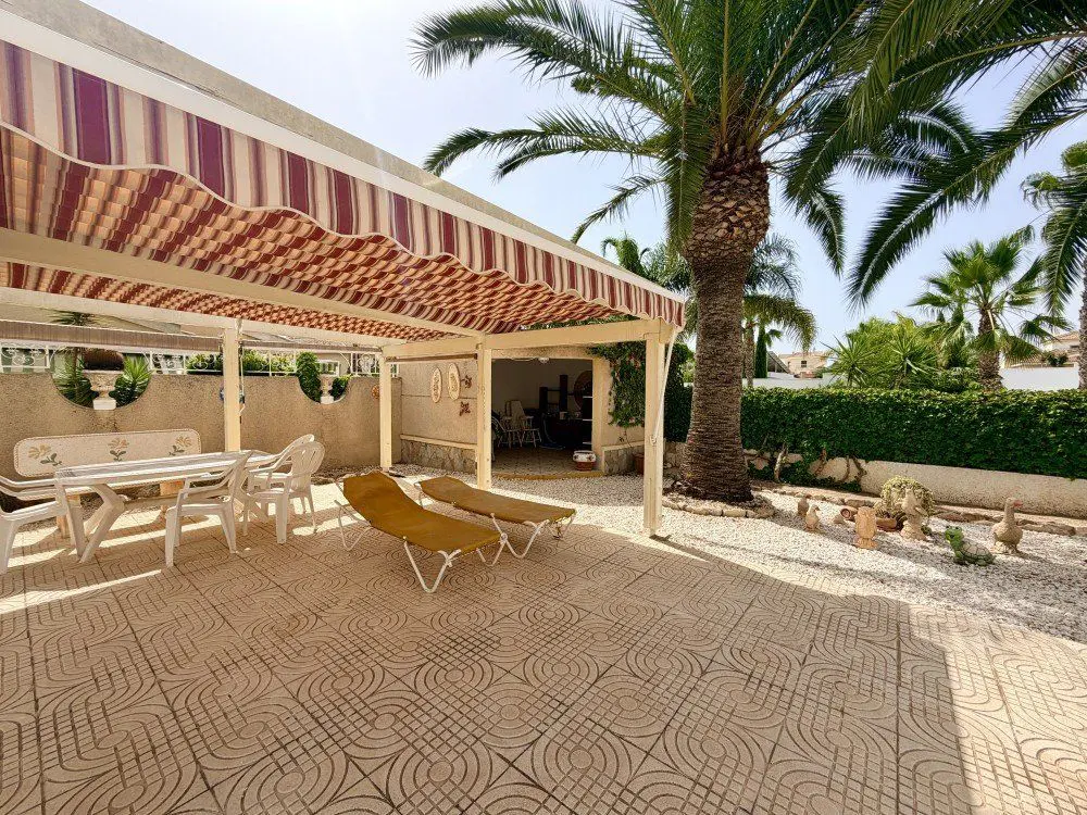 Villa Of 230 M² In Rojales, Spain