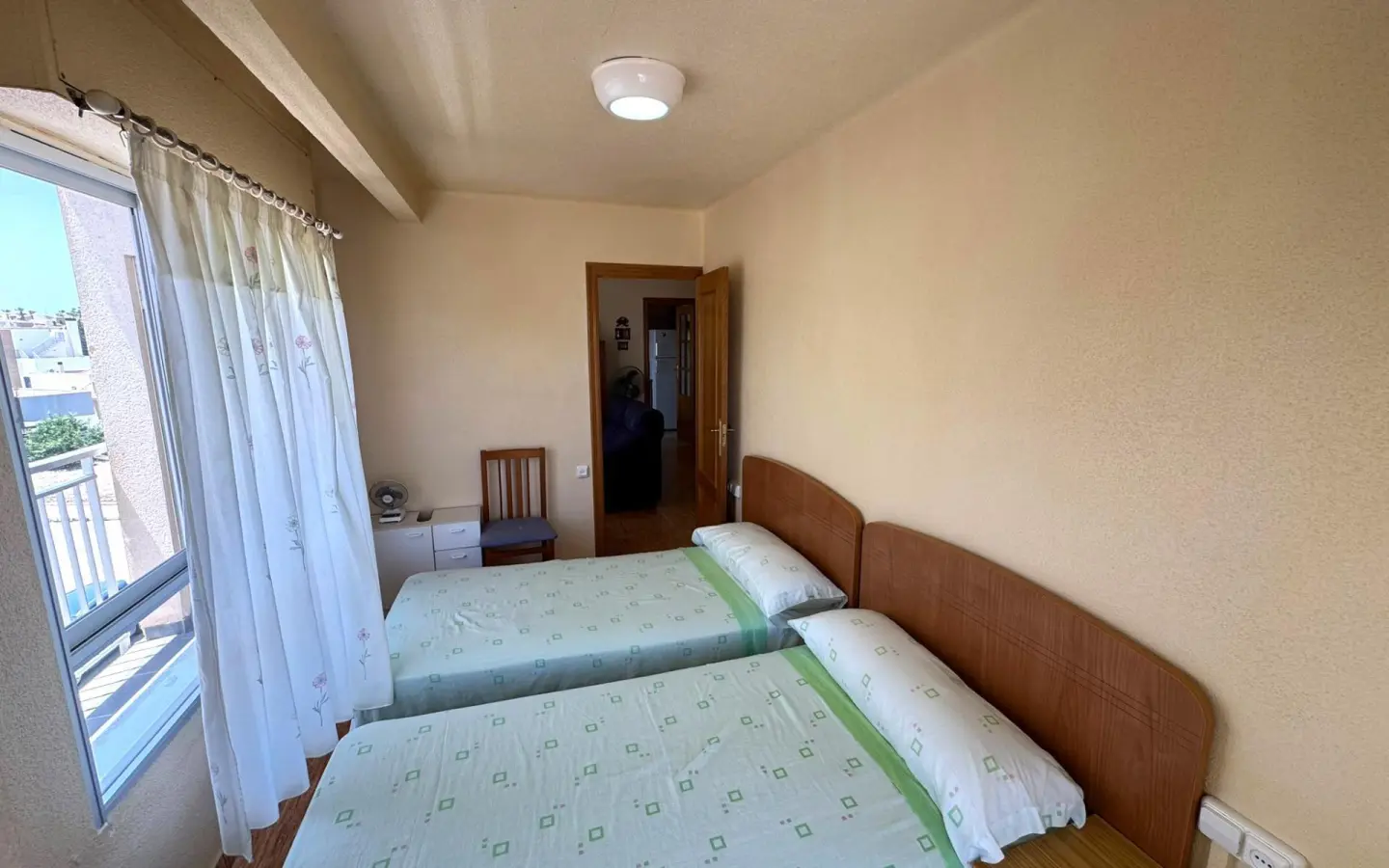 Apartment Of 80 M² In Torrevieja, Spain