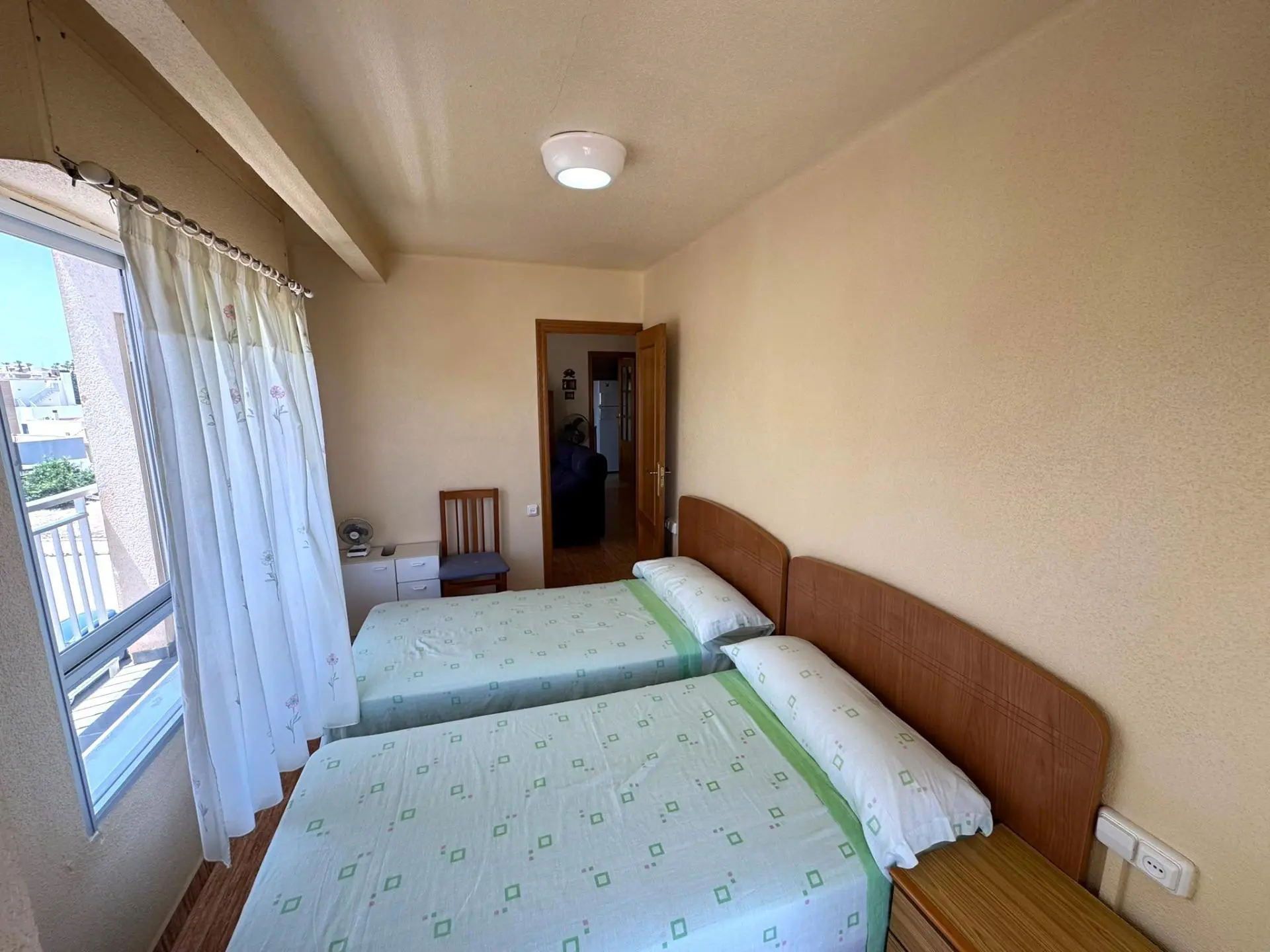 Apartment Of 80 M² In Torrevieja, Spain