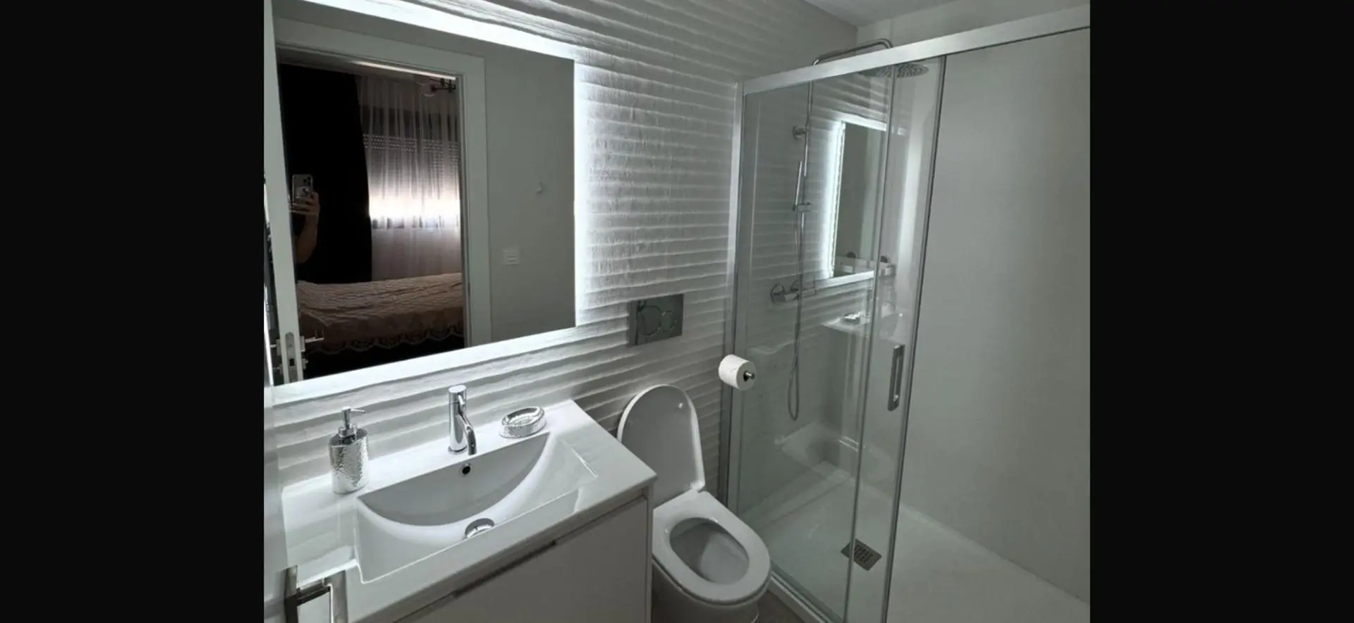 Apartment Of 75 M² In Torrevieja, Spain