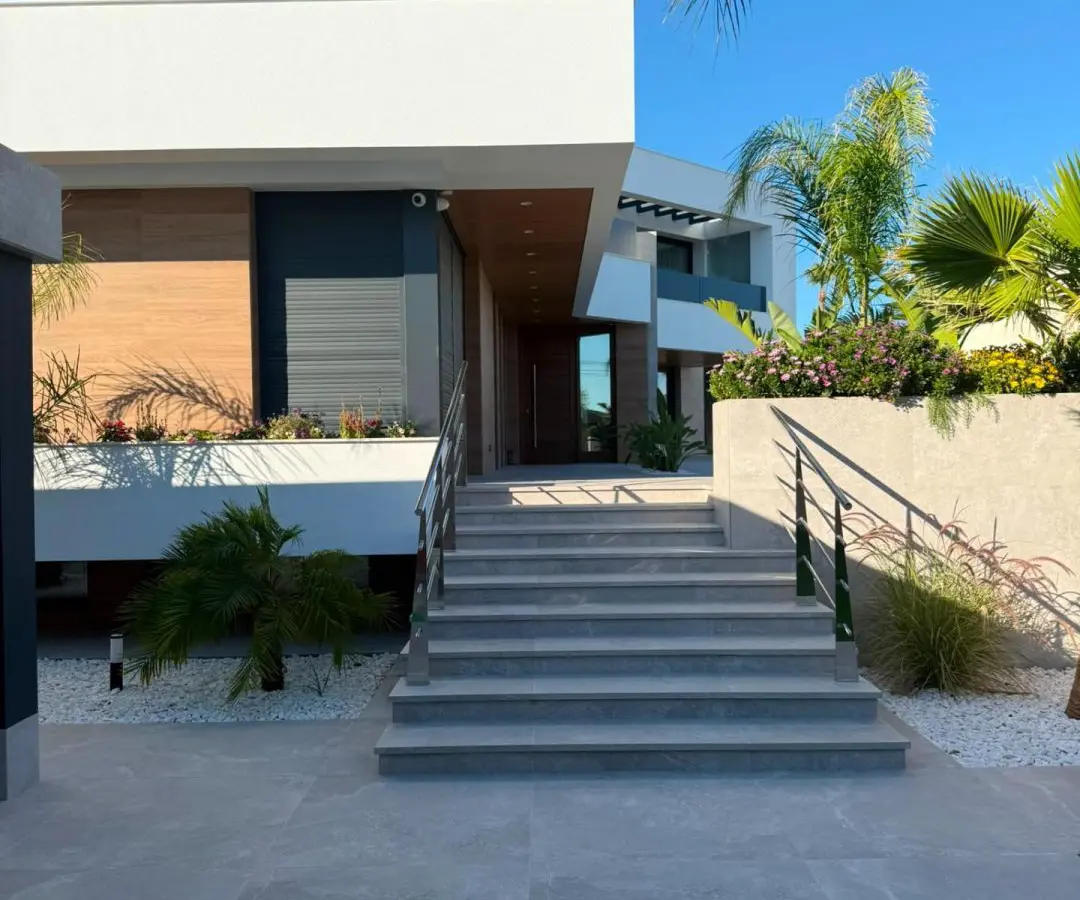 Villa Of 425 M² In Rojales, Spain