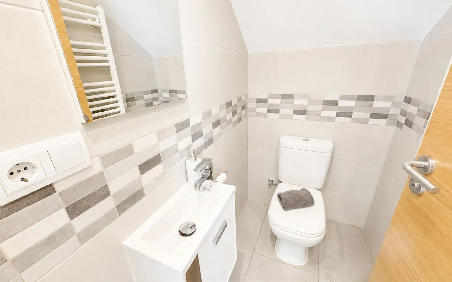 Villa Of 0 M² With Mediter Real Estate In Torre Pacheco, Spain